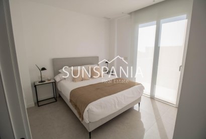 Obra nueva - Chalet -
Finestrat - Puig Campana Golf