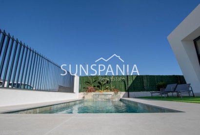 Obra nueva - Chalet -
Finestrat - Puig Campana Golf