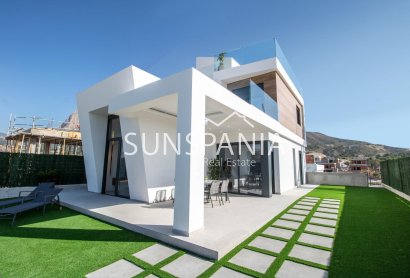 Obra nueva - Chalet -
Finestrat - Puig Campana Golf