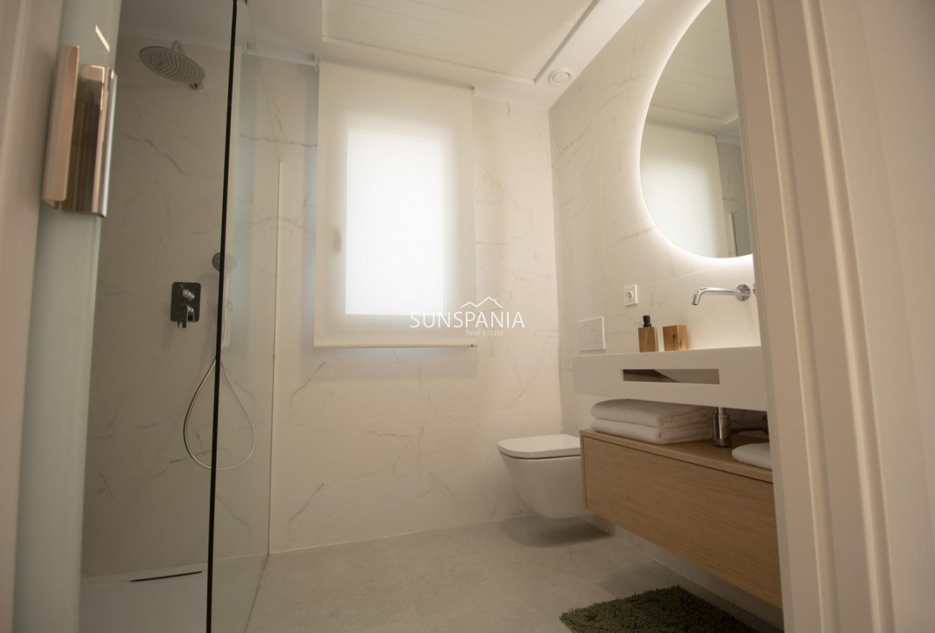 Obra nueva - Chalet -
Finestrat - Puig Campana Golf