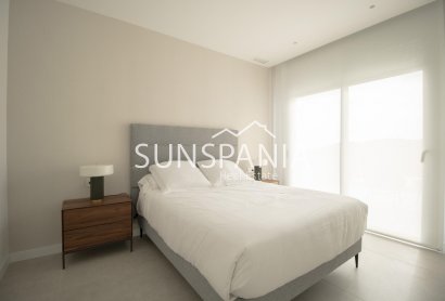 Obra nueva - Chalet -
Finestrat - Puig Campana Golf