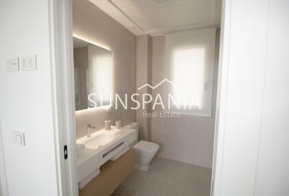 Obra nueva - Chalet -
Finestrat - Puig Campana Golf