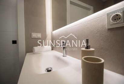 Obra nueva - Chalet -
Finestrat - Puig Campana Golf