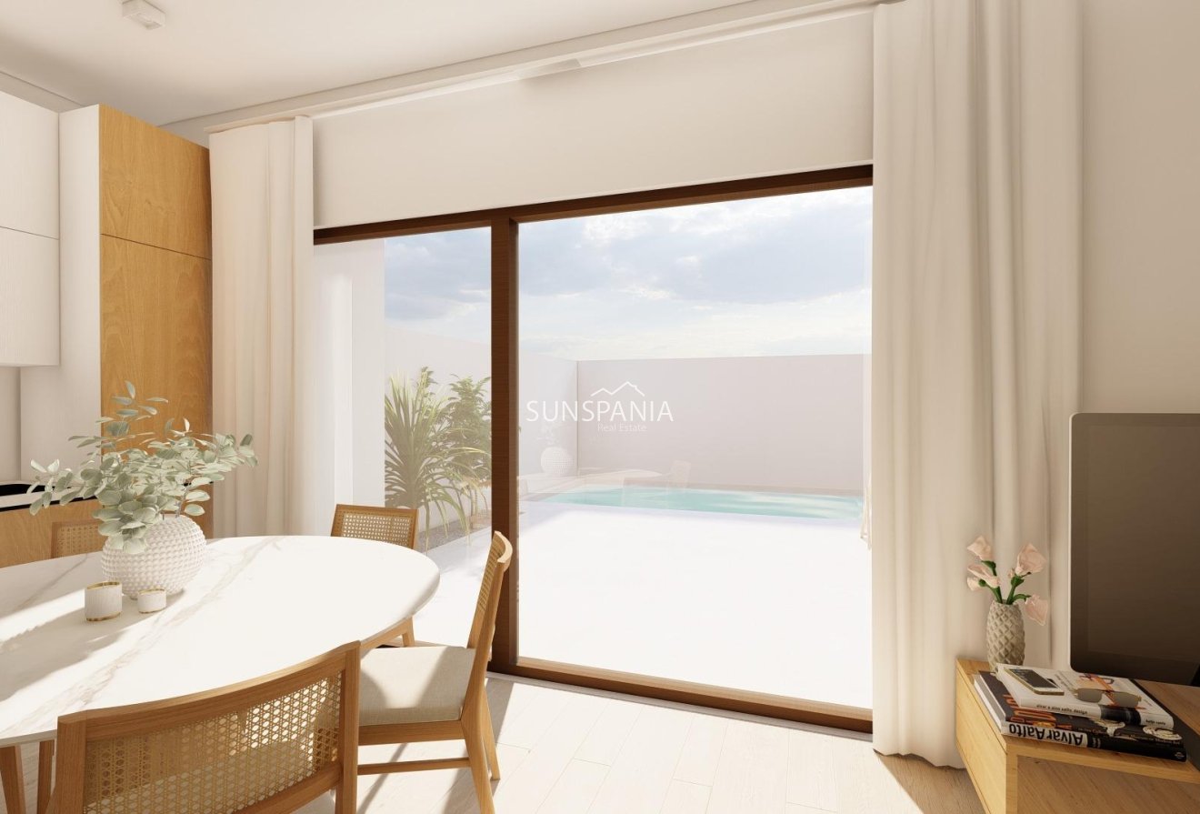 Obra nueva - Adosado -
San Javier - pueblo