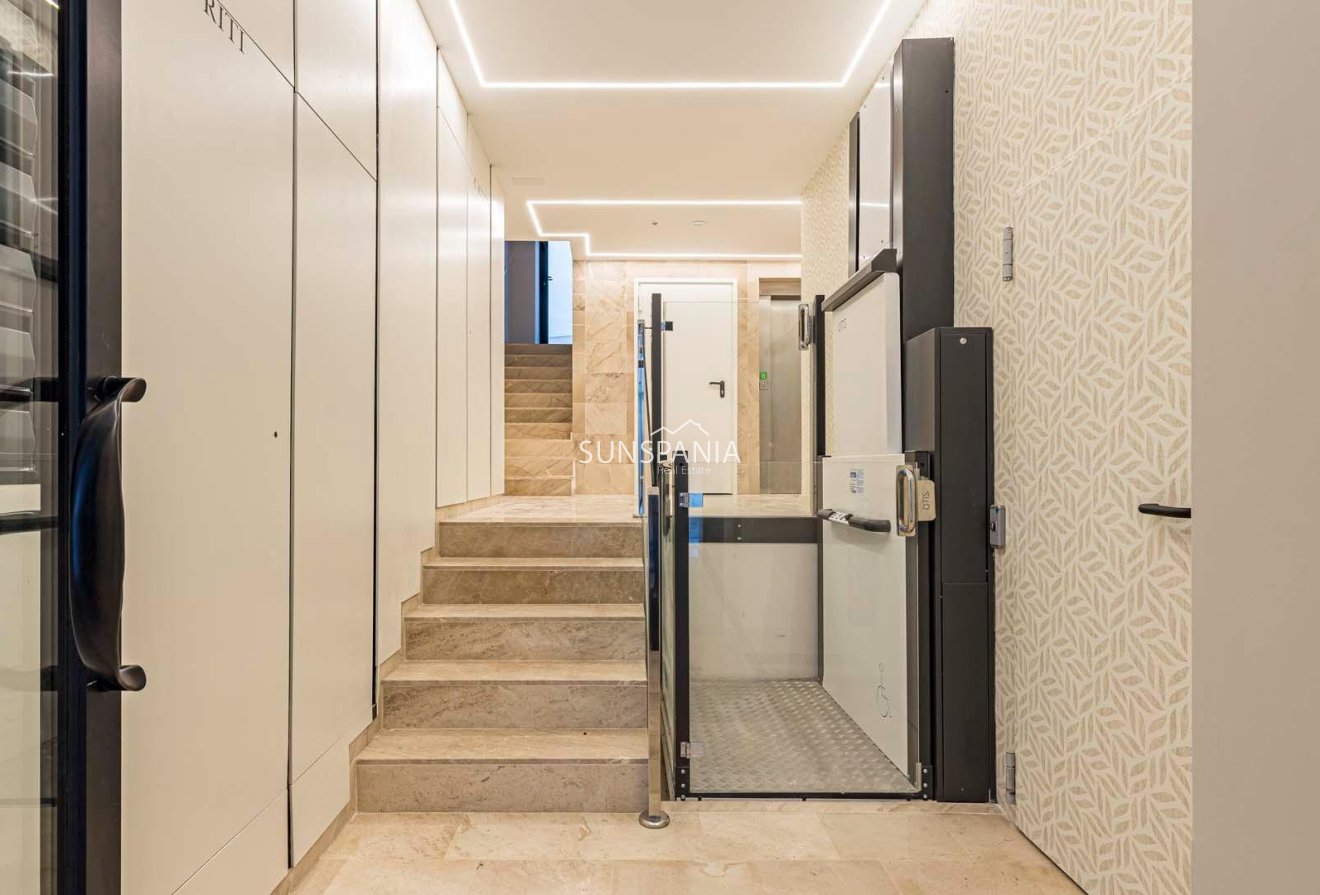 Obra nueva - Ático -
Murcia - Centro