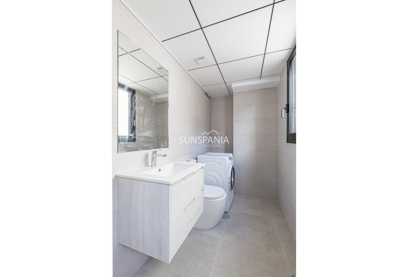 Obra nueva - Ático -
Murcia - Centro