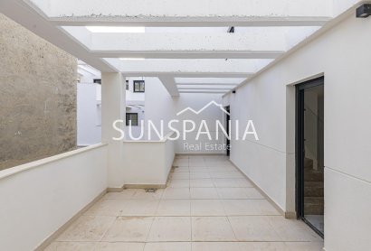 Obra nueva - Ático -
Murcia - Centro