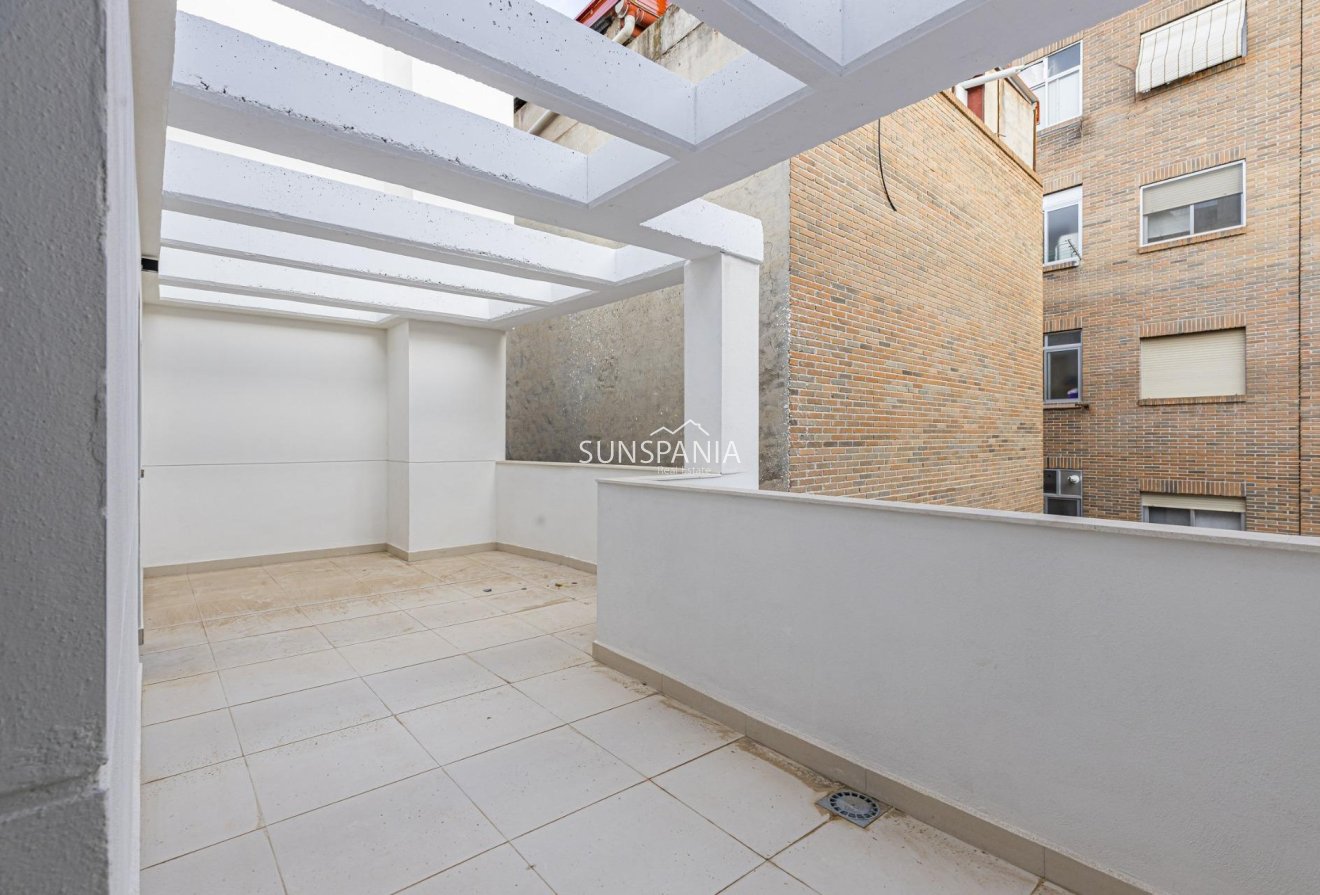 Obra nueva - Ático -
Murcia - Centro