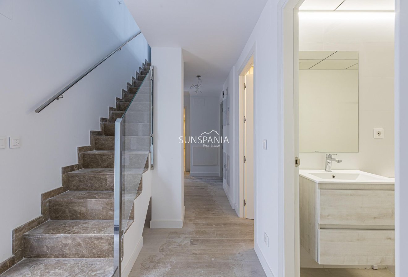 Obra nueva - Ático -
Murcia - Centro