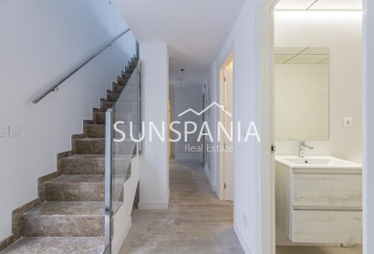 Obra nueva - Ático -
Murcia - Centro