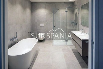 Obra nueva - Piso -
Pilar de la Horadada - pueblo