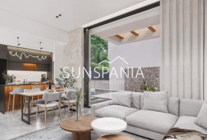 Obra nueva - Chalet -
Los Montesinos - La Herrada