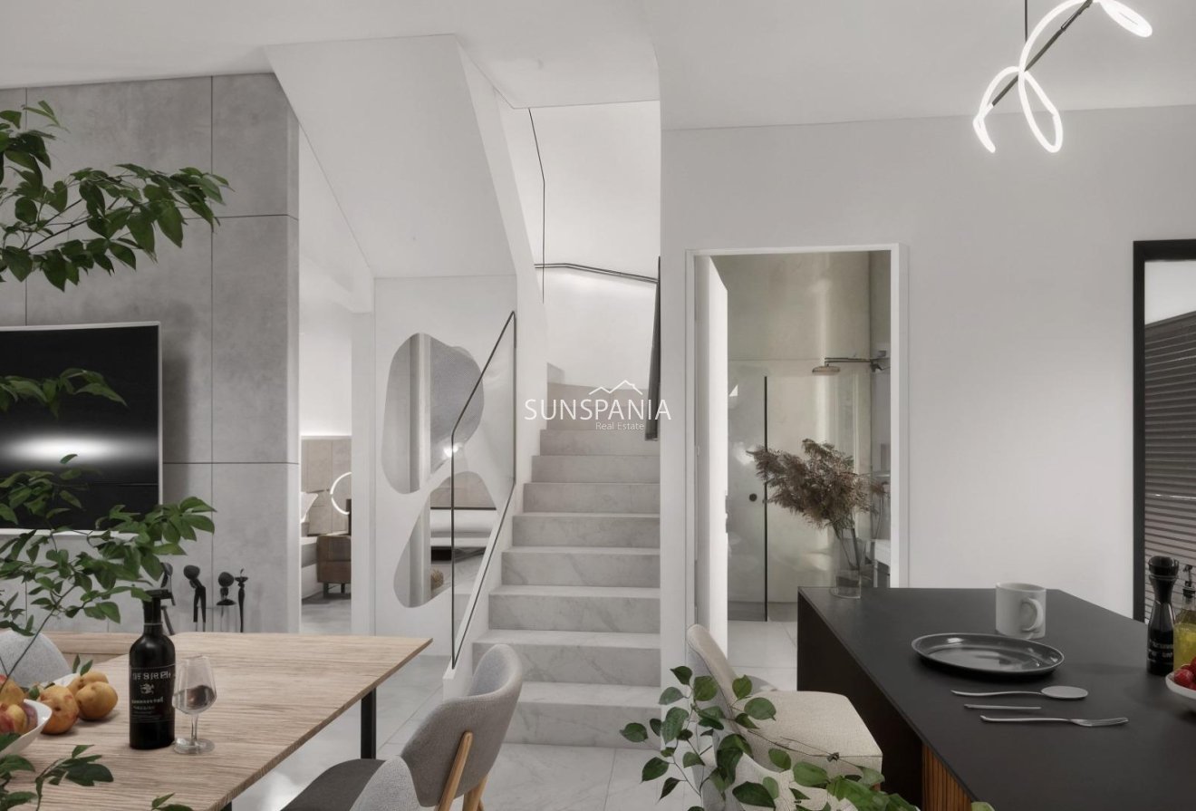 Obra nueva - Chalet -
Los Montesinos - La Herrada