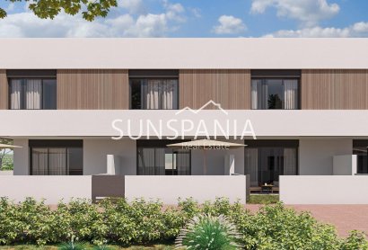 Obra nueva - Adosado -
Pilar de la Horadada - pueblo