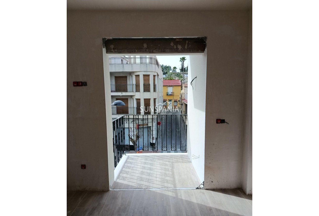 Obra nueva - Piso -
Bigastro - centro