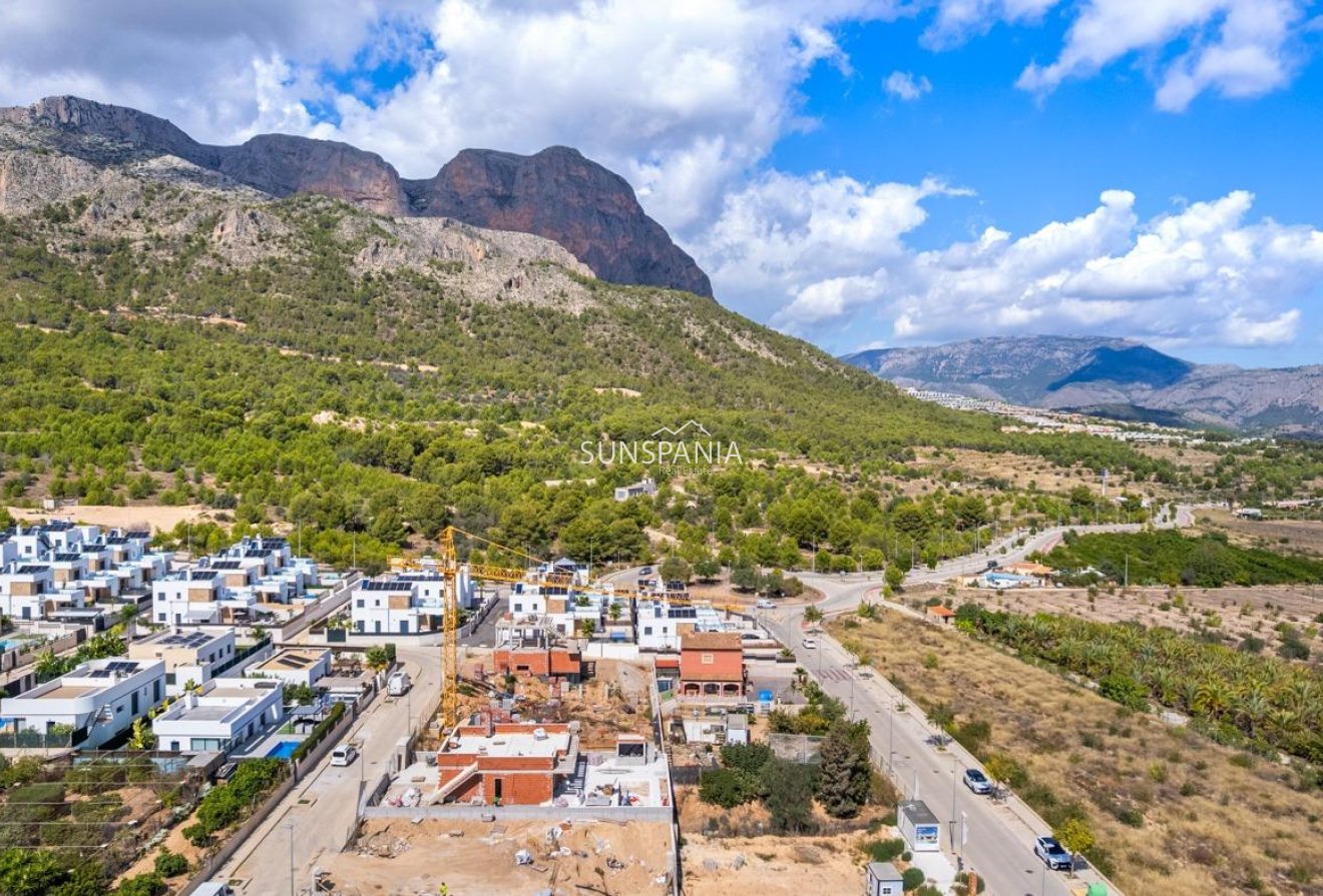 Obra nueva - Chalet -
Polop - Novapolop