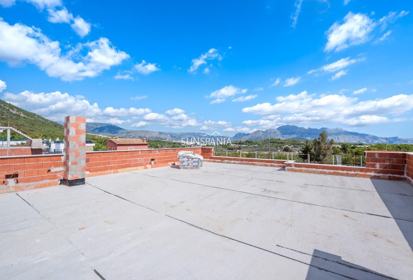 Obra nueva - Chalet -
Polop - Novapolop