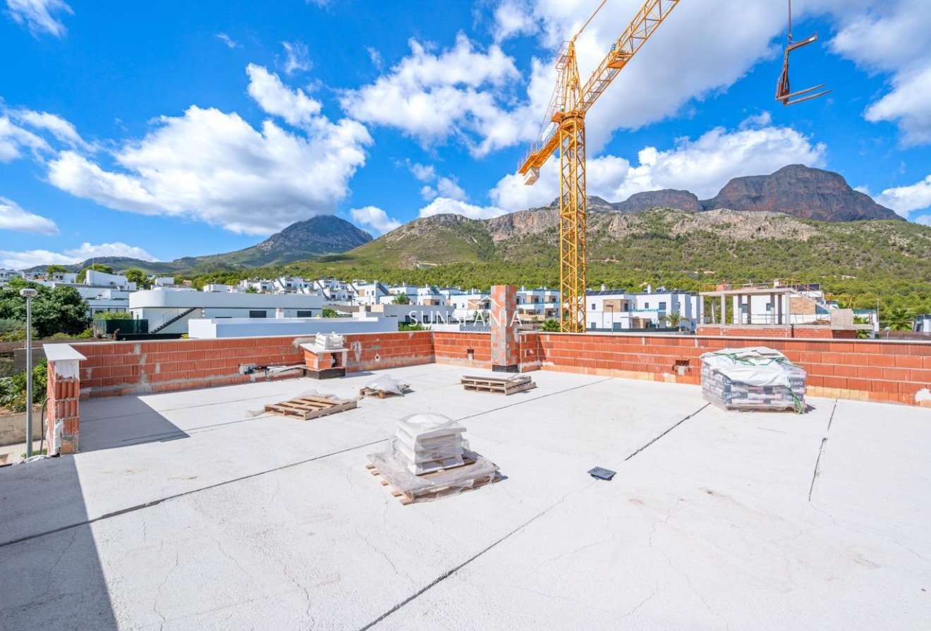 Obra nueva - Chalet -
Polop - Novapolop