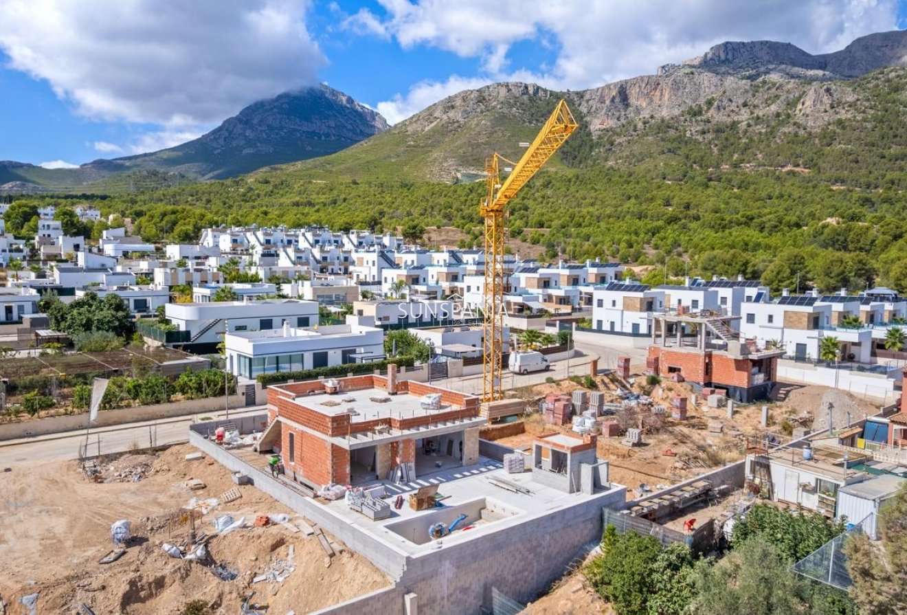 Obra nueva - Chalet -
Polop - Novapolop