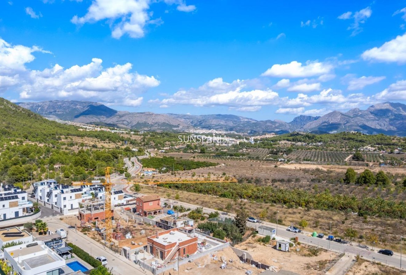 Obra nueva - Chalet -
Polop - Novapolop