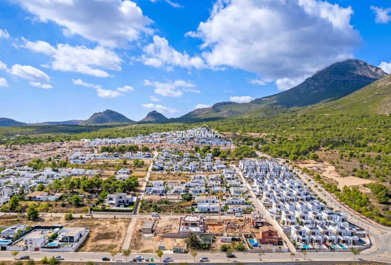 Nouvelle construction - Maison indépendante -
Polop - Novapolop