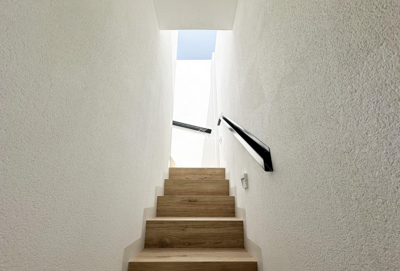 Obra nueva - Chalet -
Pilar de la Horadada - Torre De La Horadada