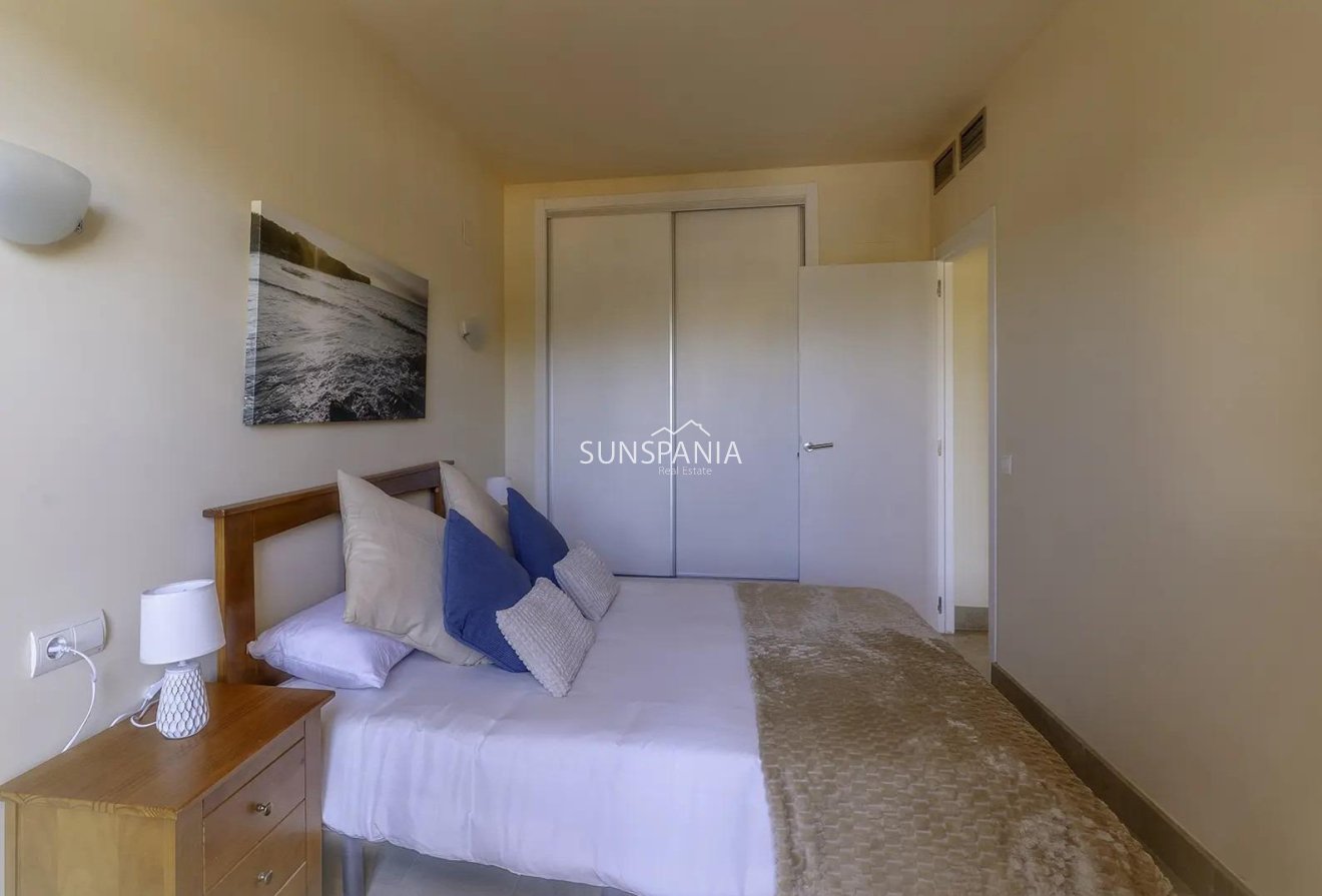 Obra nueva - Piso -
Vera - Puerto del Rey