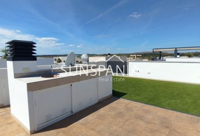 Obra nueva - Chalet -
Benijofar