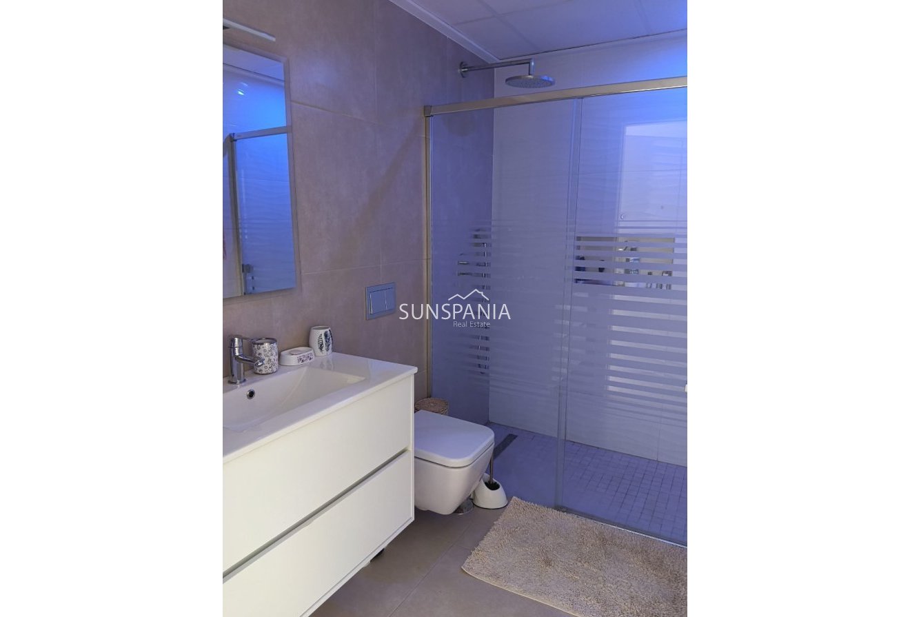 Obra nueva - Chalet -
Benijofar