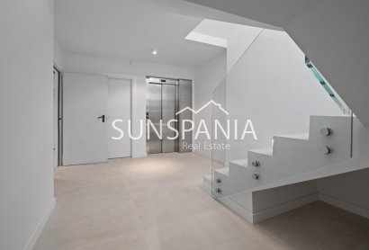 Obra nueva - Chalet -
Benidorm - Rincón de Loix