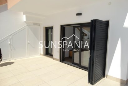New Build - Apartment -
Pilar de la Horadada - pueblo