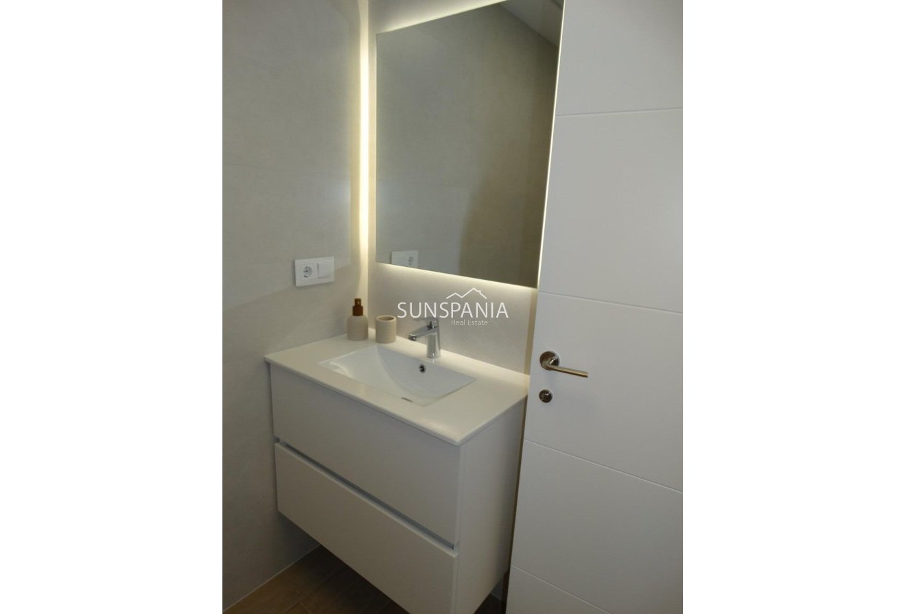 New Build - Apartment -
Pilar de la Horadada - pueblo