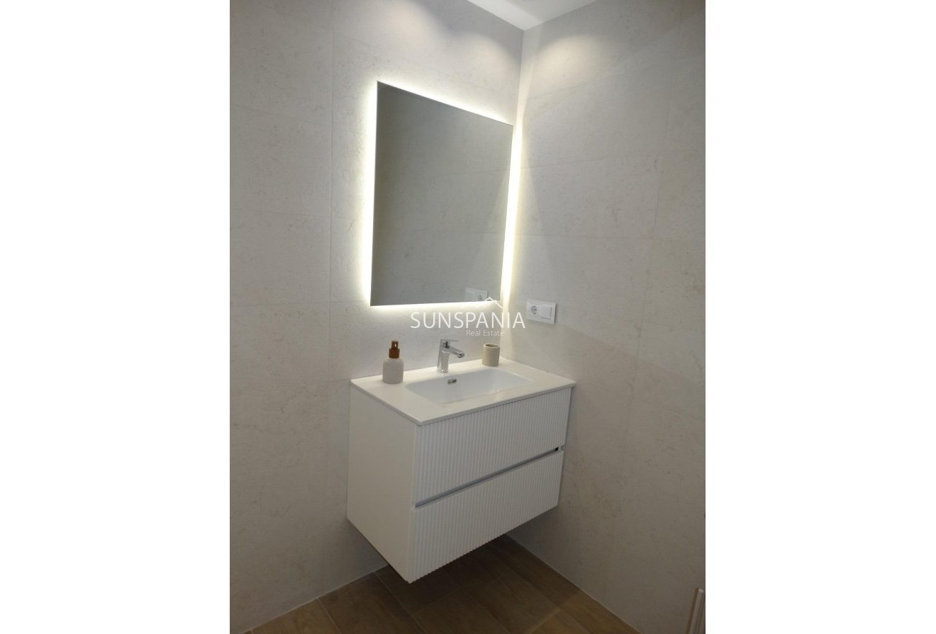 New Build - Apartment -
Pilar de la Horadada - pueblo