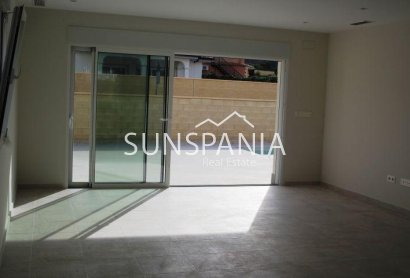 New Build - Villa -
La Romana - None