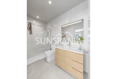 Obra nueva - Chalet -
Puerto de Mazarron - Caleñares