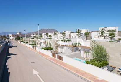 Obra nueva - Chalet -
Puerto de Mazarron - Caleñares