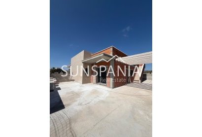 Obra nueva - Chalet -
Puerto de Mazarron - Caleñares