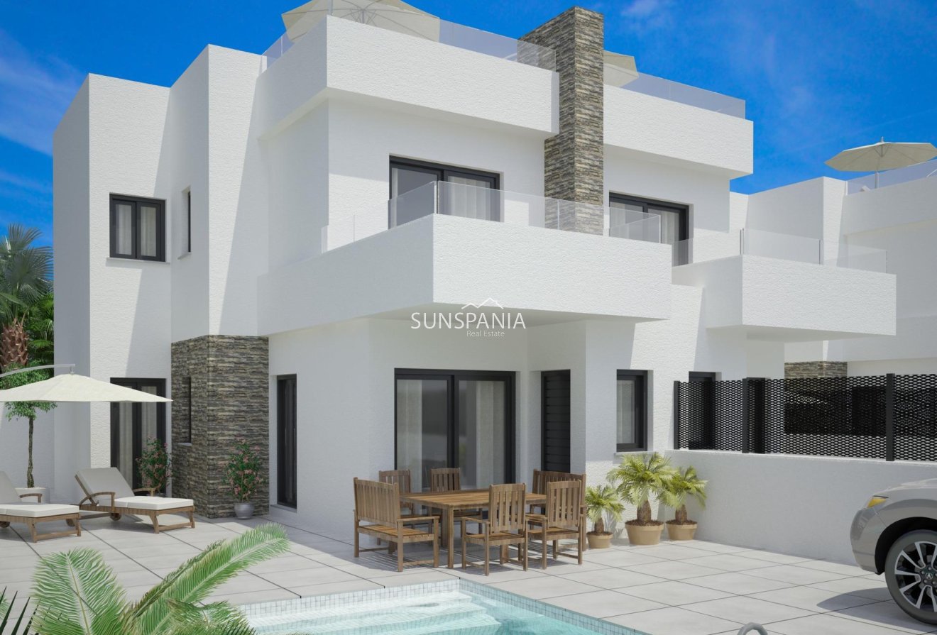 Obra nueva - Chalet -
Orihuela - Vistabella Golf