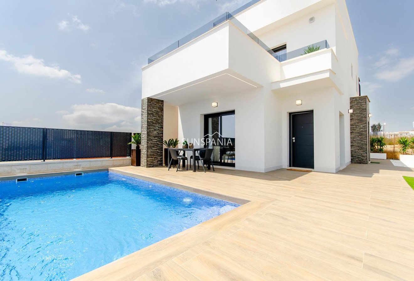 Obra nueva - Chalet -
Orihuela - Vistabella Golf