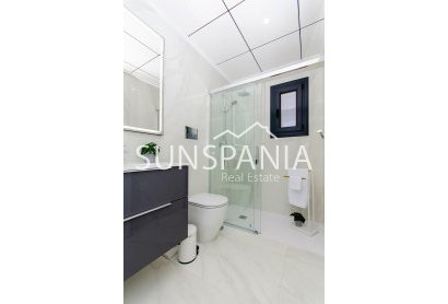 Obra nueva - Chalet -
Orihuela - Vistabella Golf