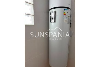 Resale - Villa -
Castalla