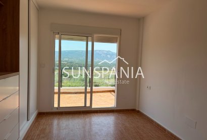 Resale - Villa -
Castalla