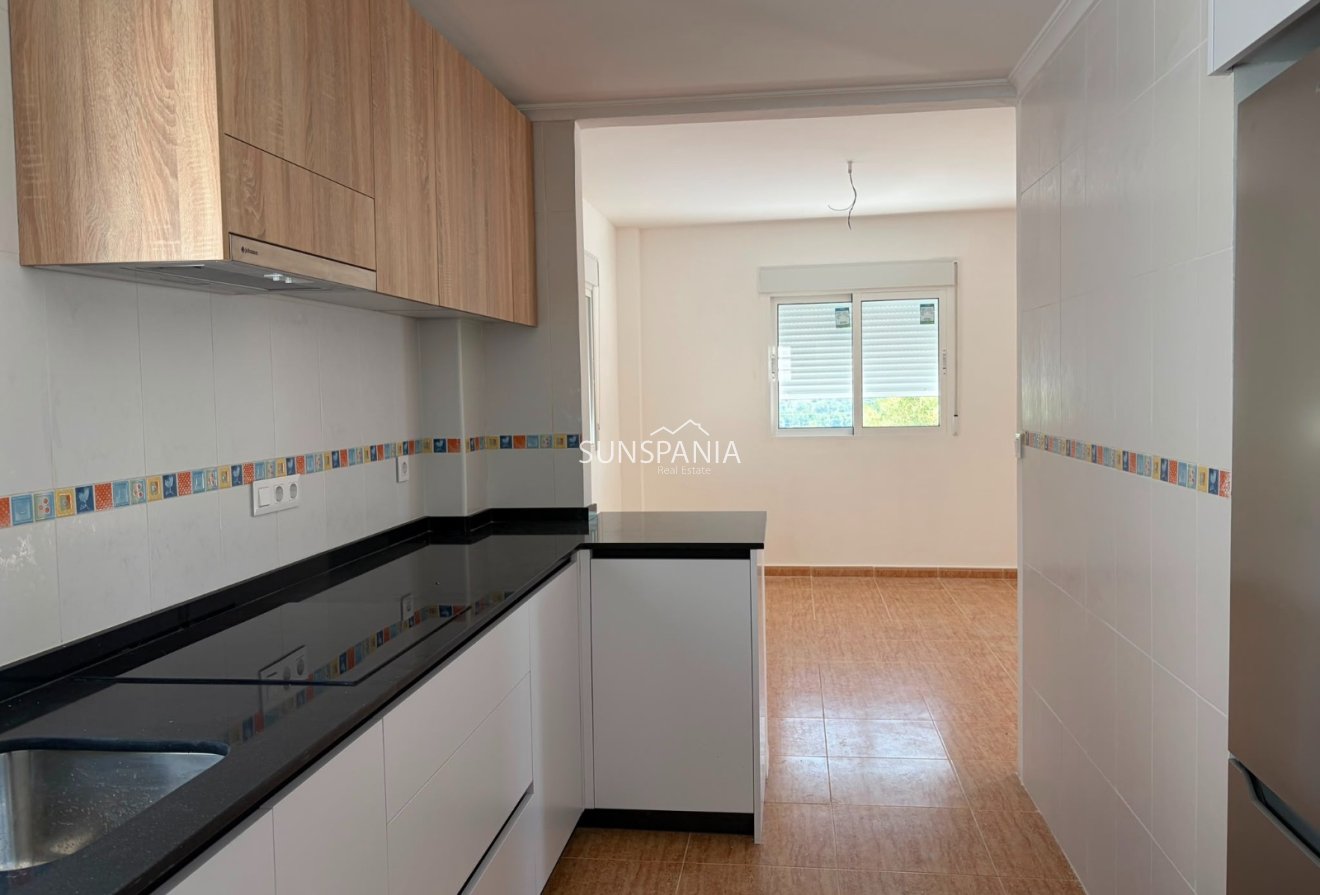 Resale - Villa -
Castalla