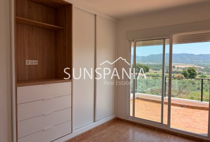 Resale - Villa -
Castalla