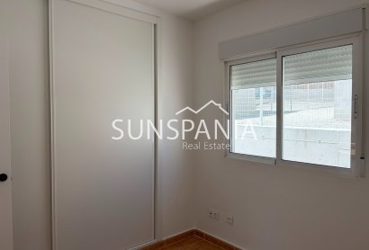 Resale - Villa -
Castalla